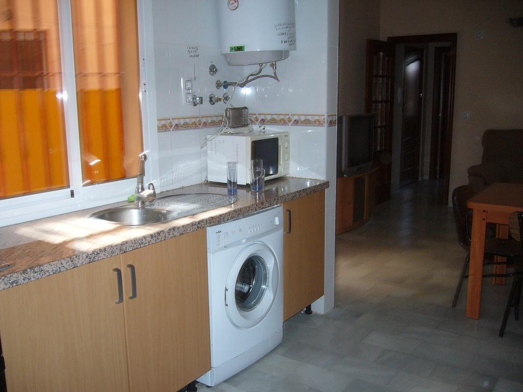 Apartamentos Alamare Sevilla Cameră foto