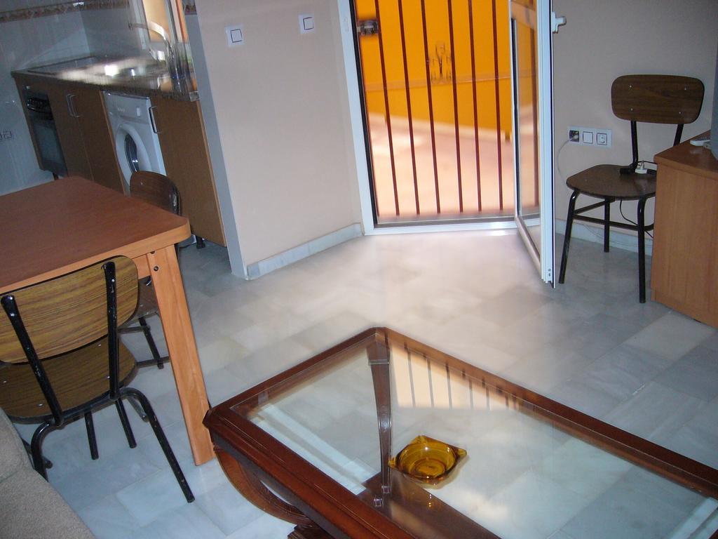 Apartamentos Alamare Sevilla Cameră foto